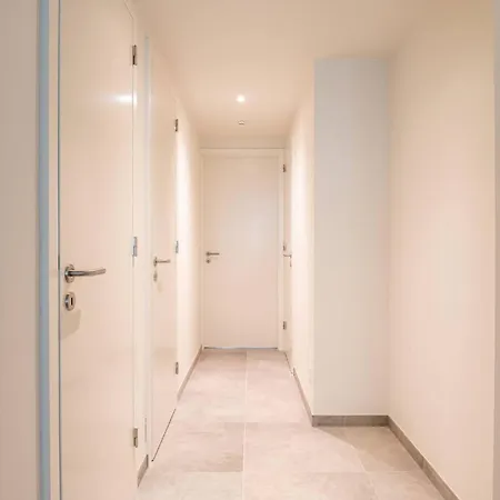 Apartment Situated Brand New For 5 *