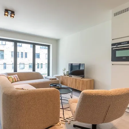 شقة Situated Brand New For 5 *