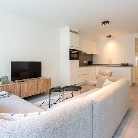 Апартаменты Situated Brand New For 5 *
