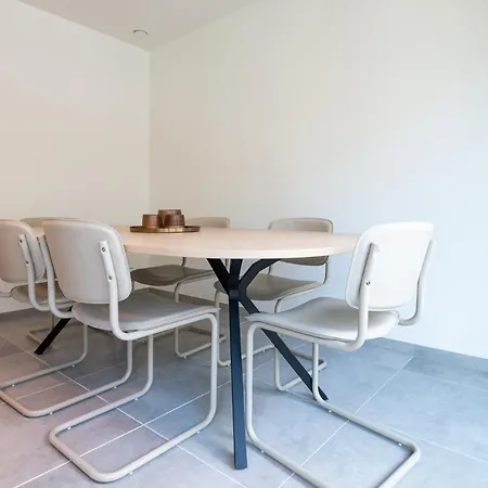 Apartment Situated Brand New For 5 Ostend